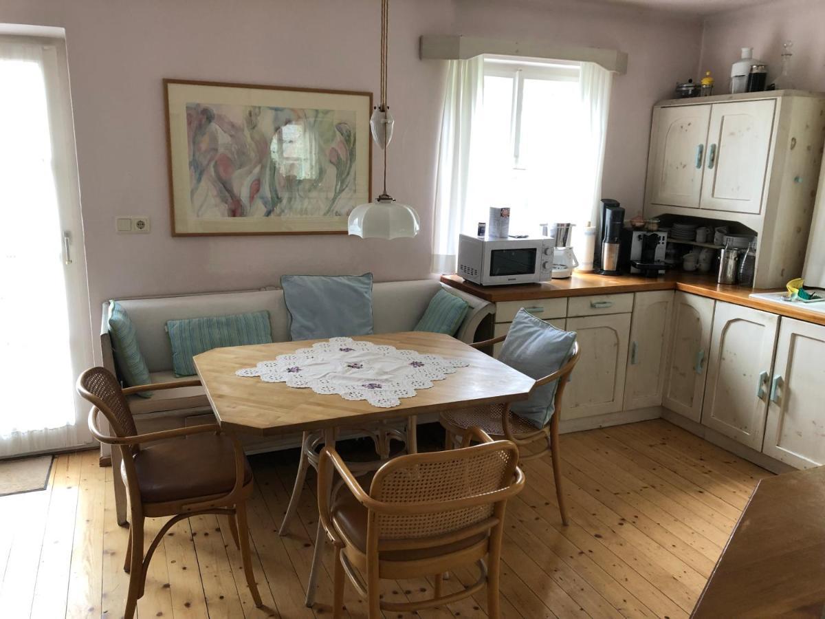 Haus Mit Sauna Und Privatem Badeteich In Anif Bei Salzburg Екстериор снимка