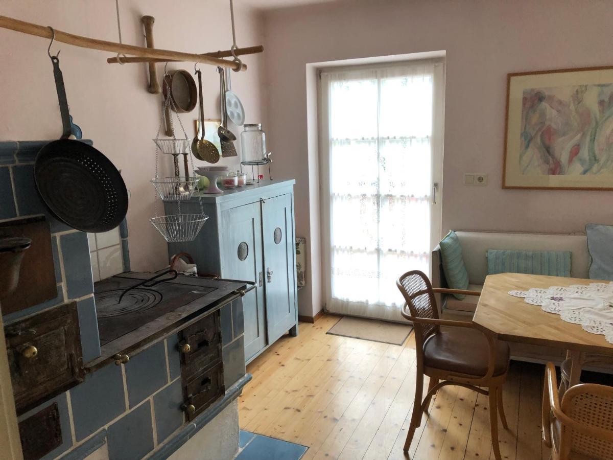 Haus Mit Sauna Und Privatem Badeteich In Anif Bei Salzburg Екстериор снимка